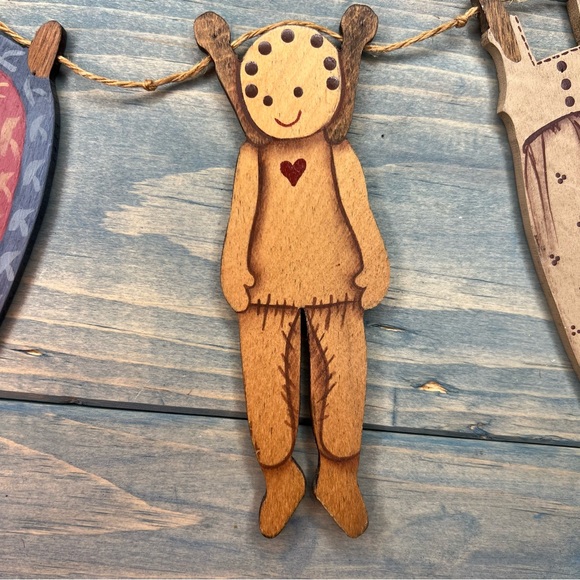 Vintage Wood Clothesline Wall Decor - Picture 9 of 15